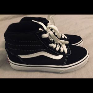Girls Vans high top size 2.5